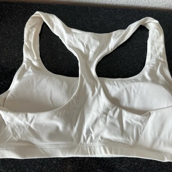 Vitality Sport Bra - Picture 2 of 3